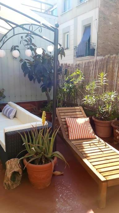 Small Room In Sants With Huge Terrace Barcellona Esterno foto